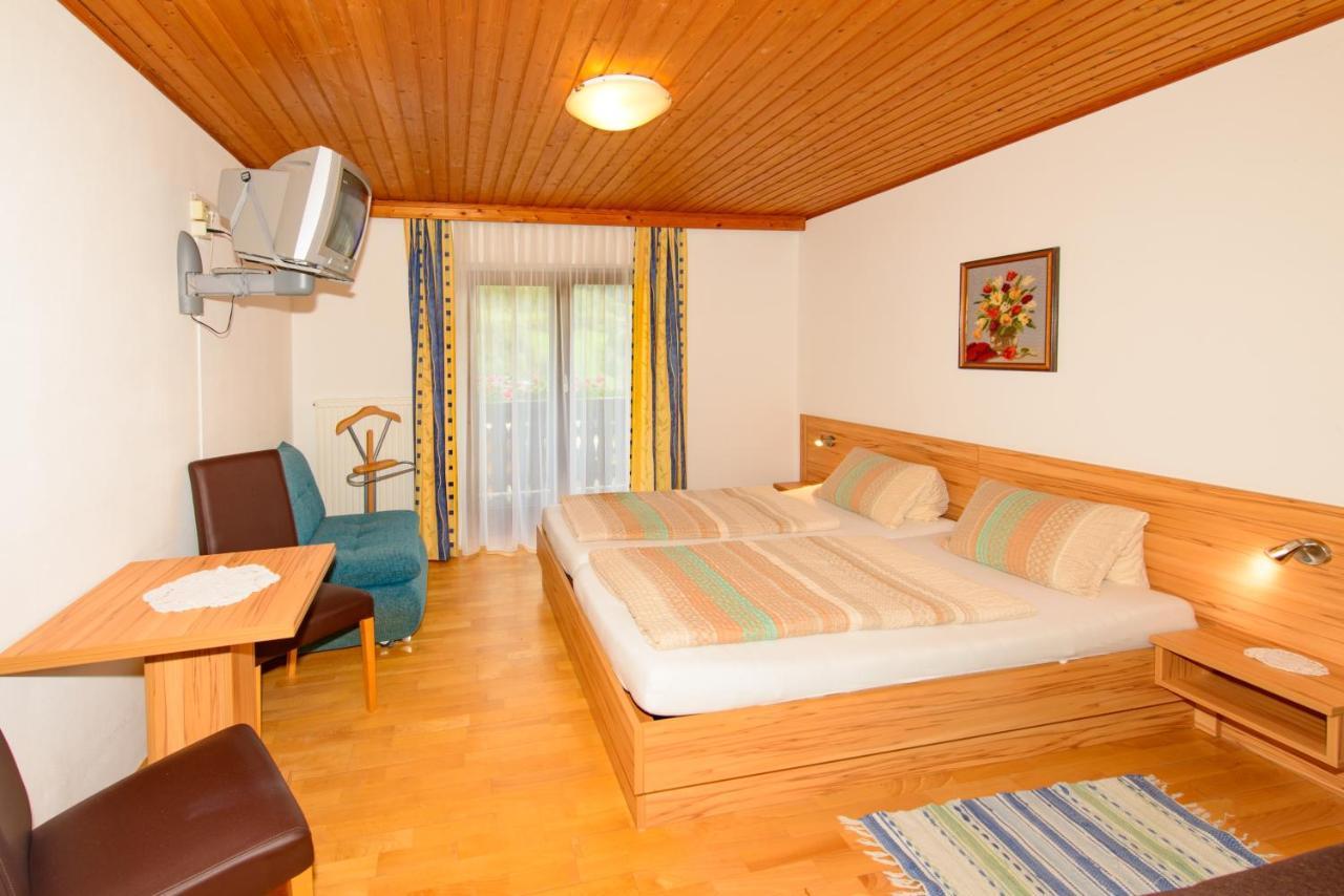 Schrahlehen Bed & Breakfast Wagrain Exterior foto