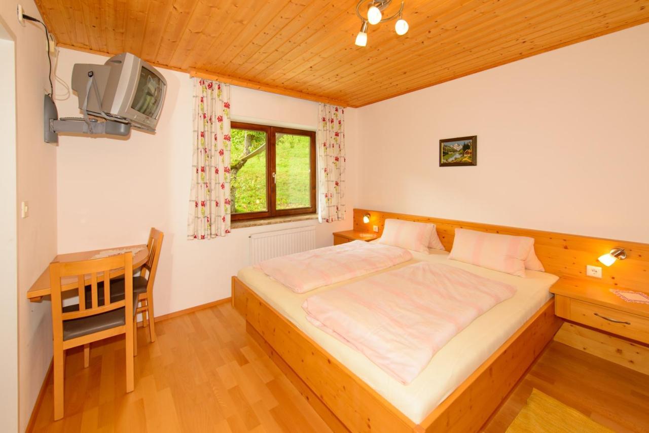 Schrahlehen Bed & Breakfast Wagrain Exterior foto