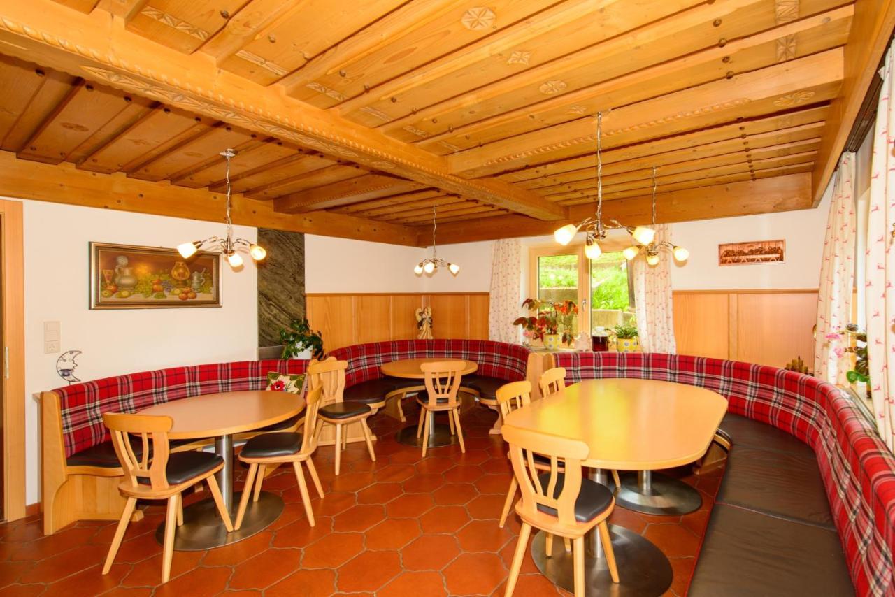 Schrahlehen Bed & Breakfast Wagrain Exterior foto