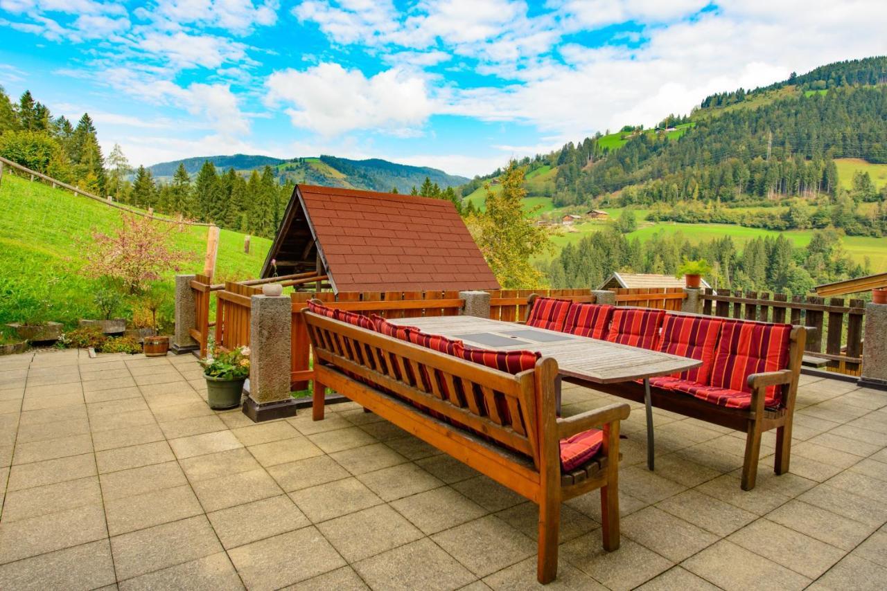 Schrahlehen Bed & Breakfast Wagrain Exterior foto