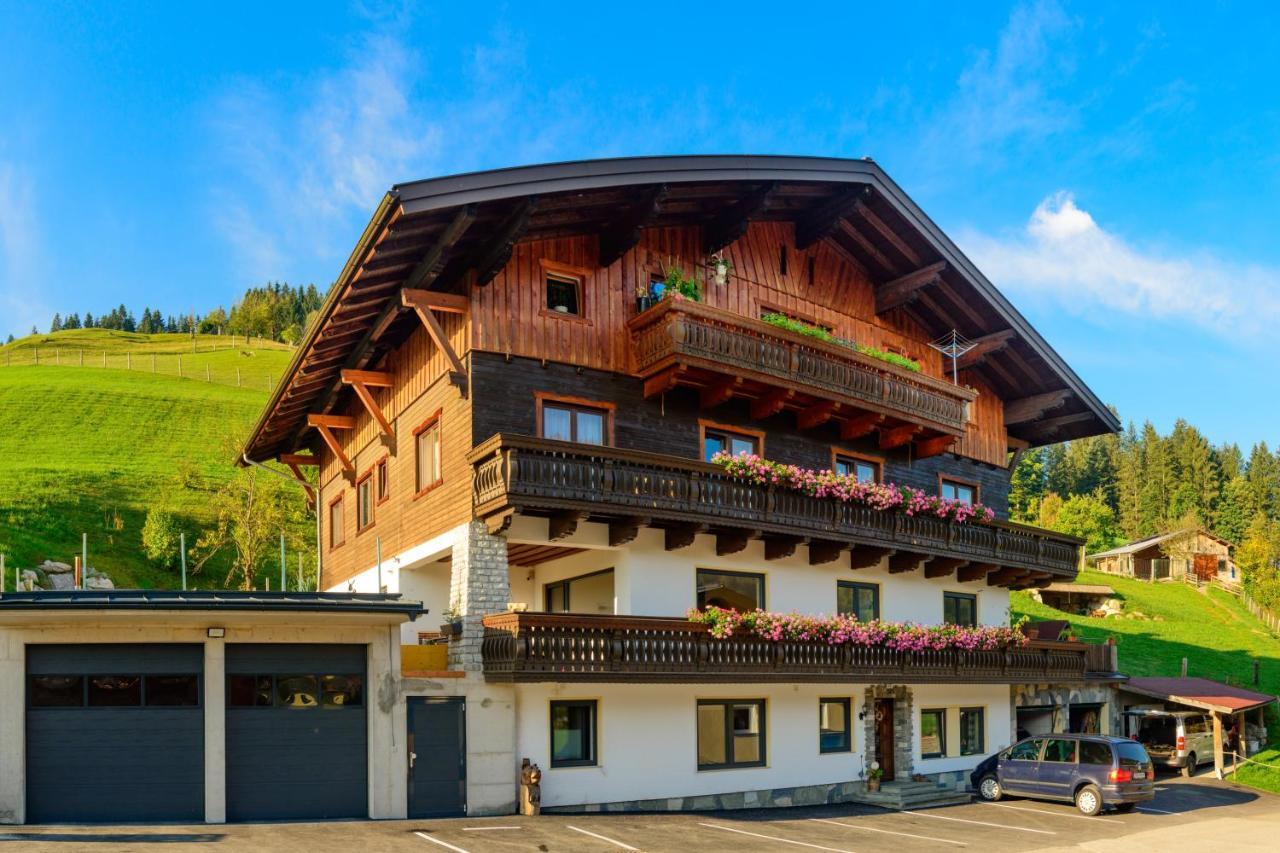 Schrahlehen Bed & Breakfast Wagrain Exterior foto