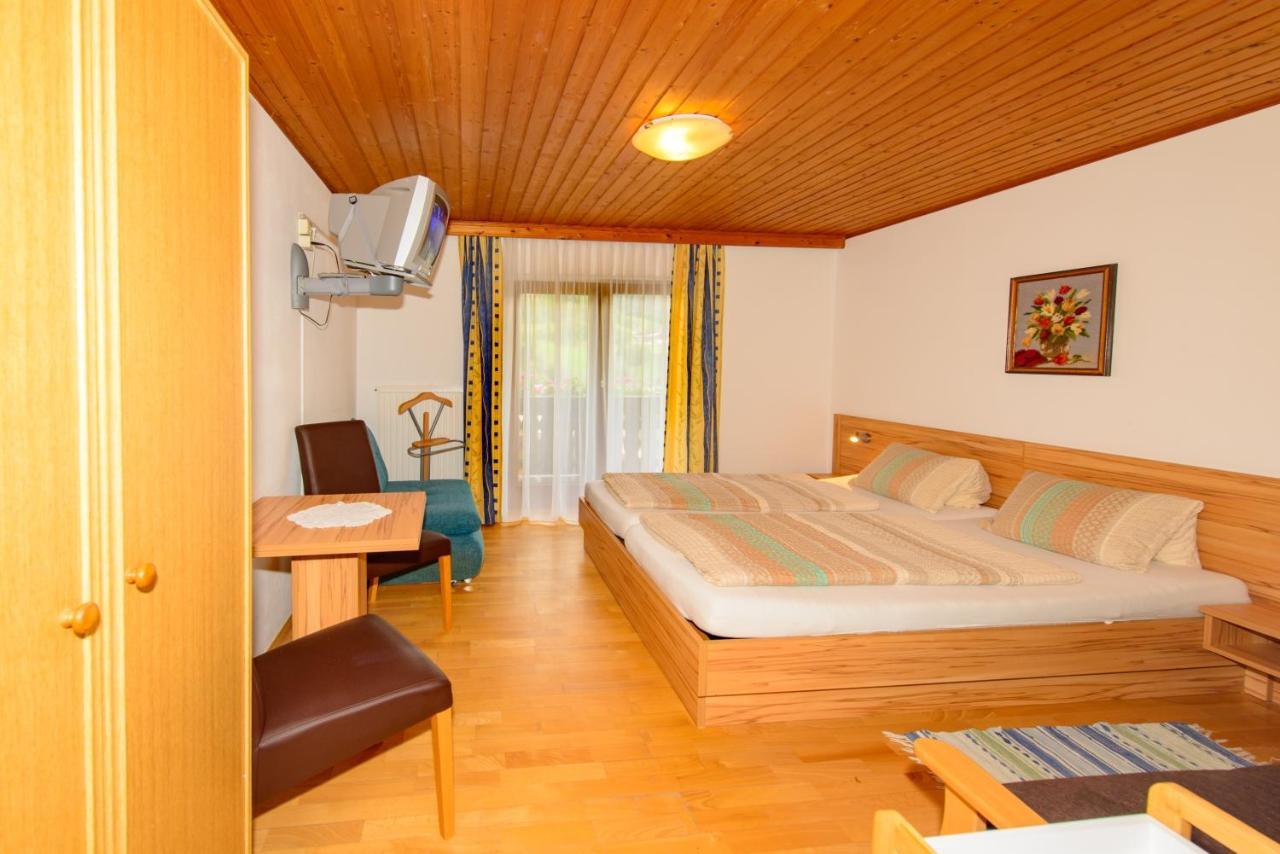 Schrahlehen Bed & Breakfast Wagrain Exterior foto