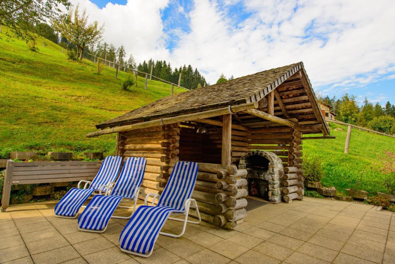 Schrahlehen Bed & Breakfast Wagrain Exterior foto