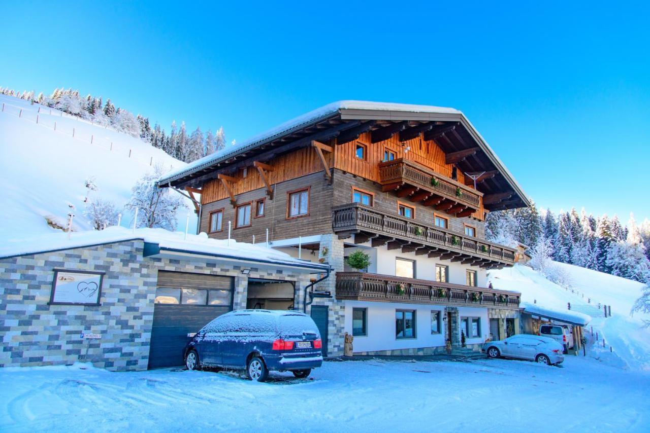 Schrahlehen Bed & Breakfast Wagrain Exterior foto