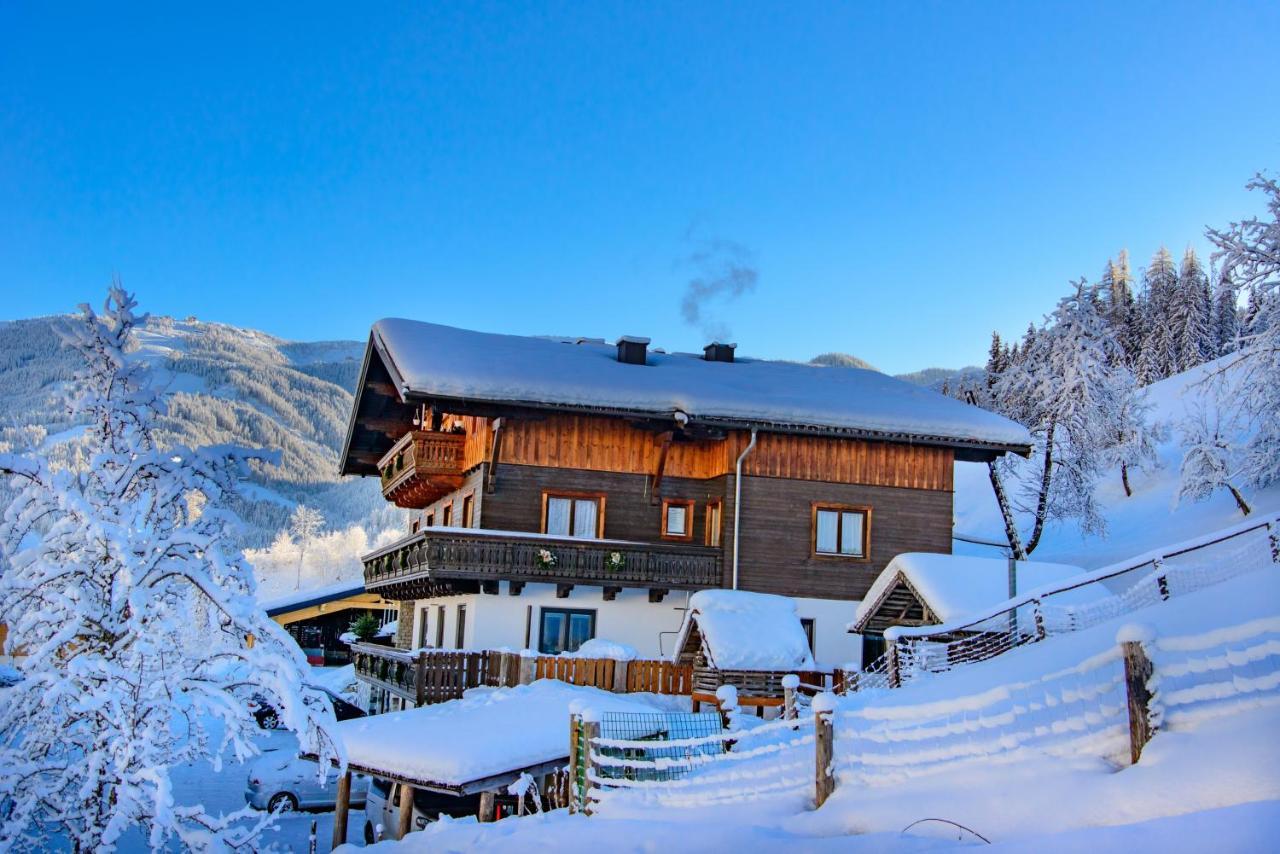 Schrahlehen Bed & Breakfast Wagrain Exterior foto